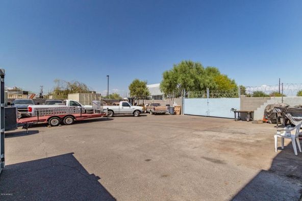 7118 W Frier Dr, Glendale, AZ 85303